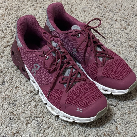On Running Women's Cloud Flyer Athletic Shoes - Picture 1 of 6
